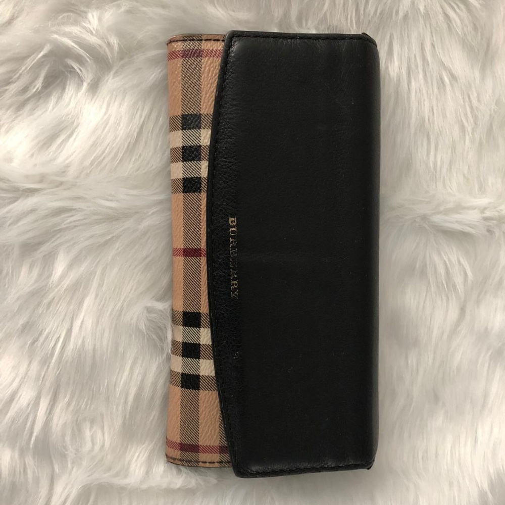 Burberry Continental Wallet 🔴AUTHENTIC🔴